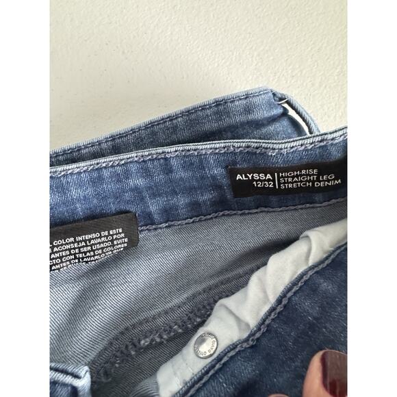 3 for $9 Buffalo David Bitton Jeans Alyssa High Rise Strait Leg Strech Denim 12 - Picture 3 of 6